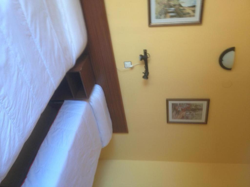Hostal De Berria Santona Exterior photo